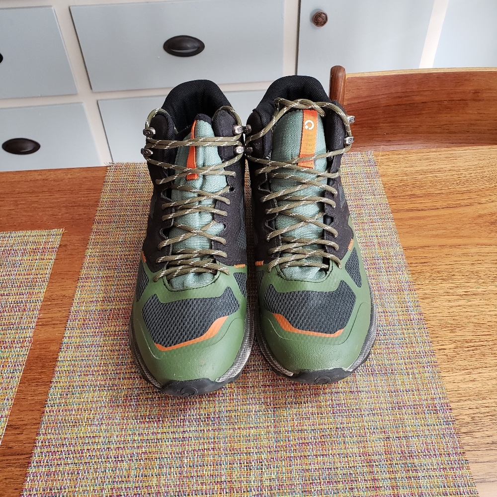 COPY - Running shoes